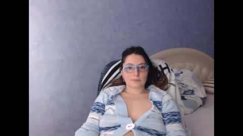 luckylinda23 online show from 02/10/25, 06:24