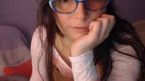 luckylinda23 online show from 02/09/26, 04:22