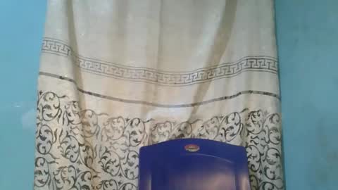 Snapshot of luckymadequeen chatting on 04/03/26, 11:25 Gloria online show from 04/03/26, 11:25