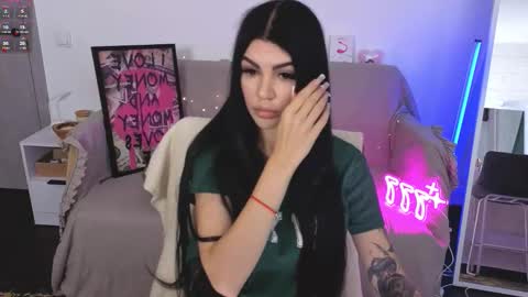 Monika online show from 10/10/25, 08:24