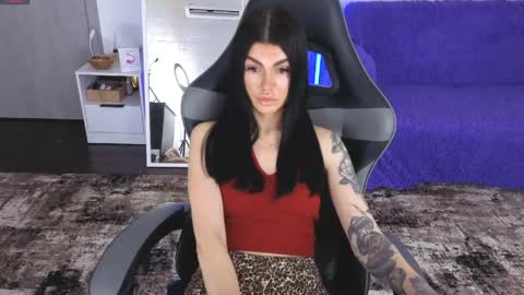 Snapshot of luckyrebel_ chatting on 04/25/26, 01:41 Monika online show from 04/25/26, 01:41