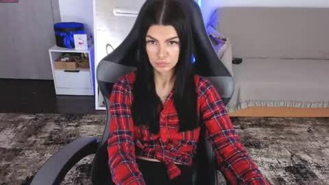 Snapshot of luckyrebel_ chatting on 05/11/26, 09:37 Monika online show from 05/11/26, 09:37