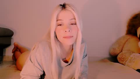 Snapshot of luckysapphire777 chatting on 02/02/25, 07:41 luckysapphire777 online show from 02/02/25, 07:41