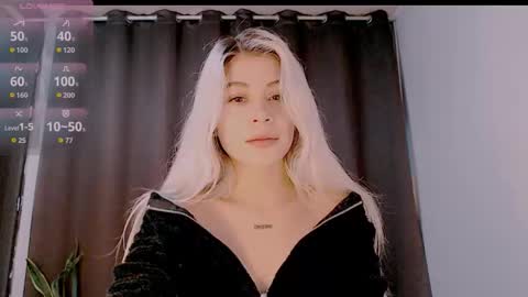 Snapshot of luckysapphire777 chatting on 09/30/25, 11:26 luckysapphire777 online show from 09/30/25, 11:26