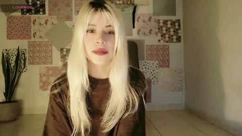 Snapshot of luckysapphire777 chatting on 04/25/26, 11:35 luckysapphire777 online show from 04/25/26, 11:35