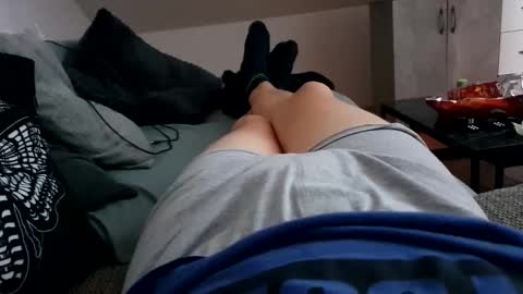 Snapshot of luckyshot91 chatting on 10/23/25, 09:57 luckyshot91 online show from 10/23/25, 09:57