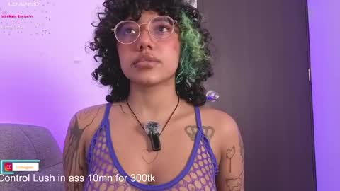 Snapshot of luckyswagson chatting on 04/15/26, 01:01 Luanis online show from 04/15/26, 01:01