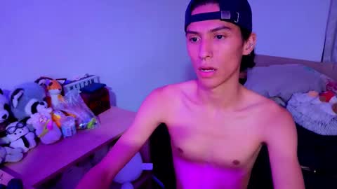 Snapshot of luclawthorne chatting on 09/09/25, 06:35 Lu Independent Model online show from 09/09/25, 06:35