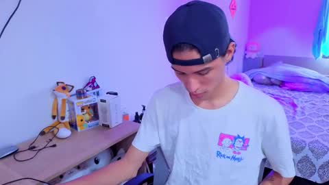 Snapshot of luclawthorne chatting on 09/26/25, 09:19 Lu Independent Model online show from 09/26/25, 09:19