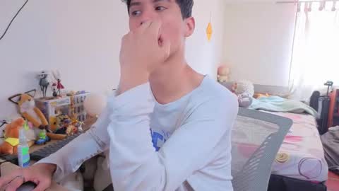 Lu Independent Model online show from 02/18/26, 04:03