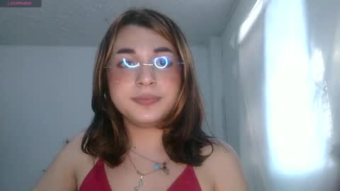 Snapshot of lucrecia21_ chatting on 02/18/25, 09:09 Lucrecia... new accout...OFS LU 21 online show from 02/18/25, 09:09