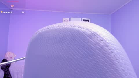 Lu online show from 10/05/25, 07:12