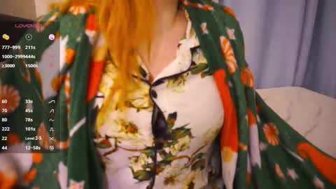 Rinredhead Gloriawith glasses Rayanother glasses online show from 01/10/26, 05:37