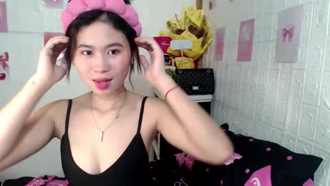 lucsin online show from 11/28/25, 10:40