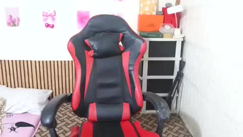 Snapshot of lucsin chatting on 04/19/26, 09:30 lucsin online show from 04/19/26, 09:30