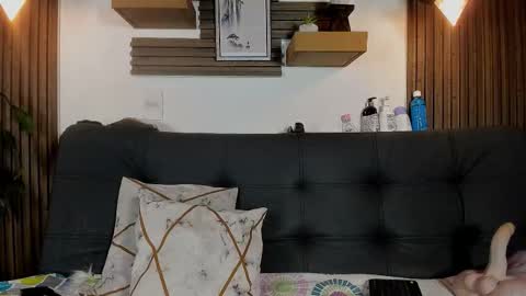 Lucy online show from 03/25/26, 02:39