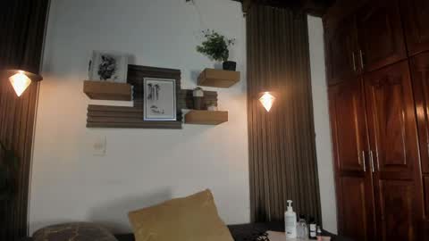 Lucy online show from 04/19/26, 02:55