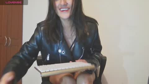 Lucy online show from 11/12/25, 10:52