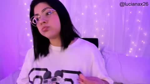 Snapshot of lucy266_ chatting on 11/06/25, 02:01 lucy online show from 11/06/25, 02:01