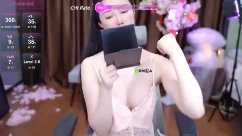 Snapshot of lucy__bb chatting on 02/14/25, 01:45 Lucy online show from 02/14/25, 01:45