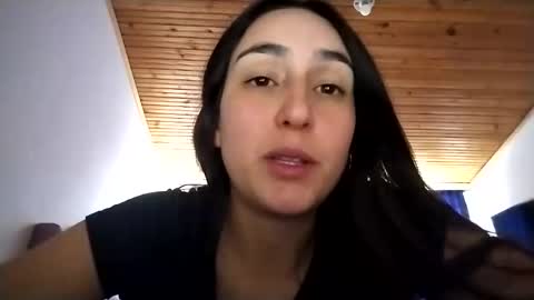 Snapshot of lucy_be chatting on 03/11/25, 06:08 Lucia online show from 03/11/25, 06:08