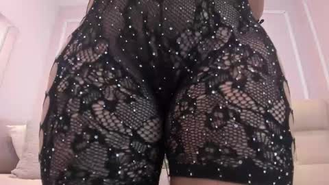 lucy_canel online show from 02/16/26, 08:49