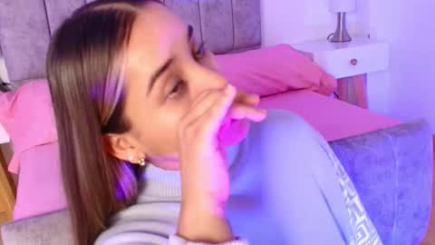 Snapshot of lucy_carson chatting on 03/19/26, 03:43 lucy online show from 03/19/26, 03:43