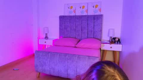 Snapshot of lucy_carson chatting on 04/20/26, 03:42 lucy online show from 04/20/26, 03:42