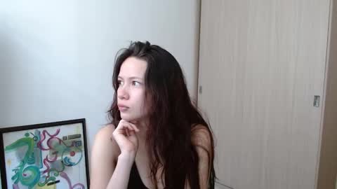 Snapshot of lucy_collins_g chatting on 10/26/25, 02:12 Lucy online show from 10/26/25, 02:12