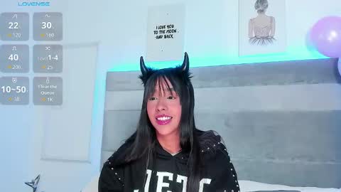 Lucy online show from 10/17/25, 04:59