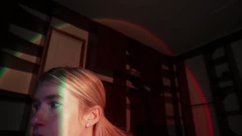 Lucy. online show from 12/14/24, 04:01