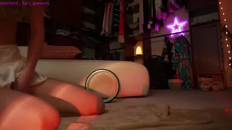 Lucy. online show from 01/15/25, 03:22