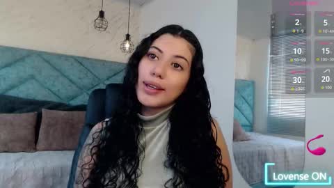 Snapshot of lucy_greys_ chatting on 02/24/26, 06:06 Lucy Greys online show from 02/24/26, 06:06