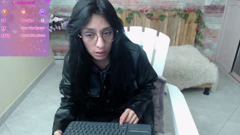 Luciana online show from 01/04/25, 02:46