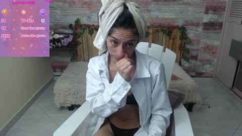 Luciana online show from 01/05/25, 03:00