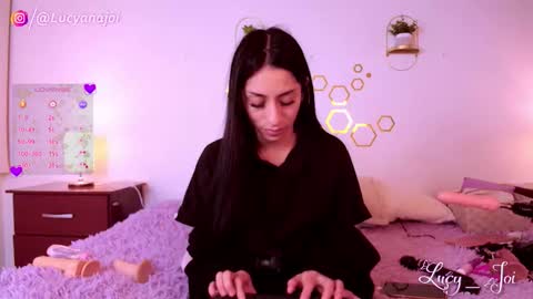 Luciana online show from 10/15/25, 03:28