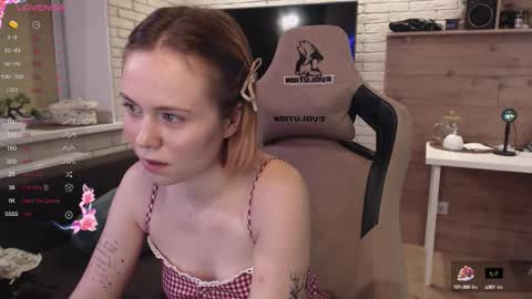 Lucy online show from 10/16/25, 08:32