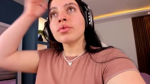 Sofia  online show from 01/18/25, 03:31