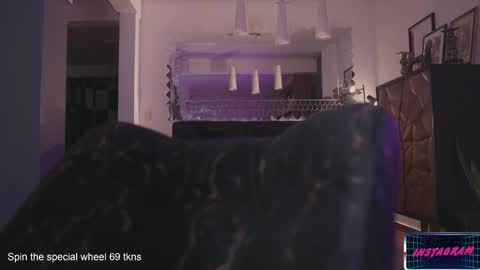 Lucy Alien  online show from 12/13/24, 06:21