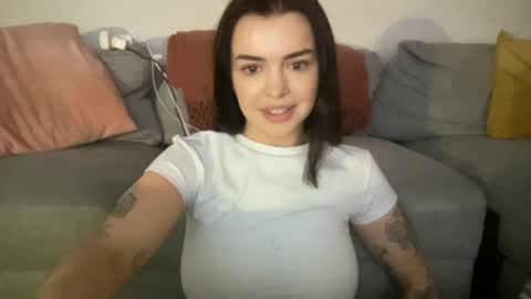 Snapshot of lucyboop chatting on 07/10/26, 06:39 Lucyloo online show from 07/10/26, 06:39