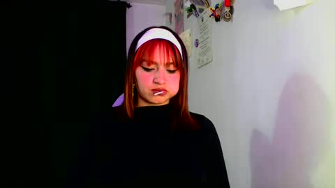 Snapshot of lucycherry__ chatting on 02/07/25, 04:16 LUCIA  online show from 02/07/25, 04:16
