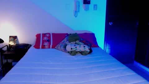 Snapshot of lucyferna chatting on 09/11/25, 03:50 Lucya Fernanda  online show from 09/11/25, 03:50