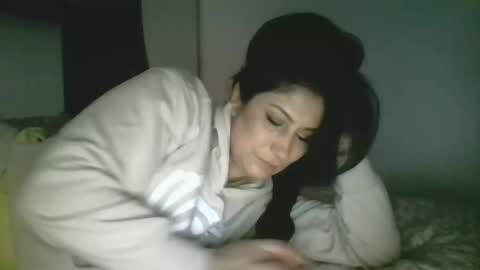lucybylucy online show from 12/04/25, 12:03