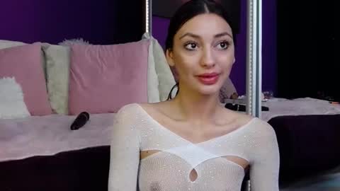 Lucy Kims online show from 12/09/24, 04:34