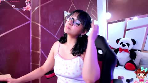 Instagramlucyluy10 online show from 12/04/24, 06:33