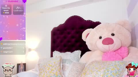 Instagramlucyluy10 online show from 12/20/24, 08:06