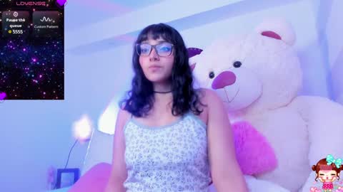 Instagramlucyluy10 online show from 01/17/25, 08:34