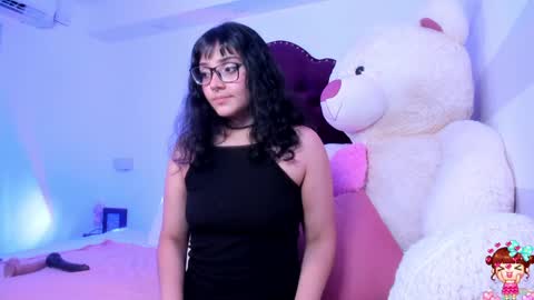 Instagramlucyluy10 online show from 01/20/25, 07:47