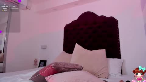 Instagramlucyluy10 online show from 02/15/25, 08:43