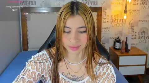 Snapshot of lucymars1 chatting on 10/04/25, 11:52 L U C Y  online show from 10/04/25, 11:52